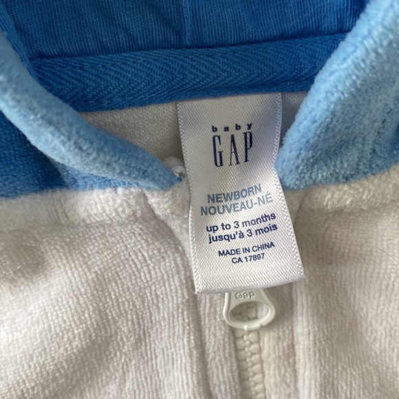 Baby Gap blue and white velour track suit 0-3 months - Picture 3 of 10